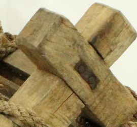 wood x cross shape